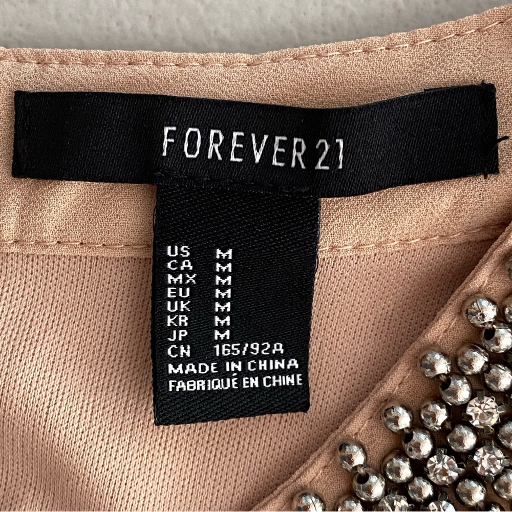 Forever 21 Beaded Neck Sleeveless Chiffon Peachy Pink Nude Dress Women's Size M - Picture 10 of 13